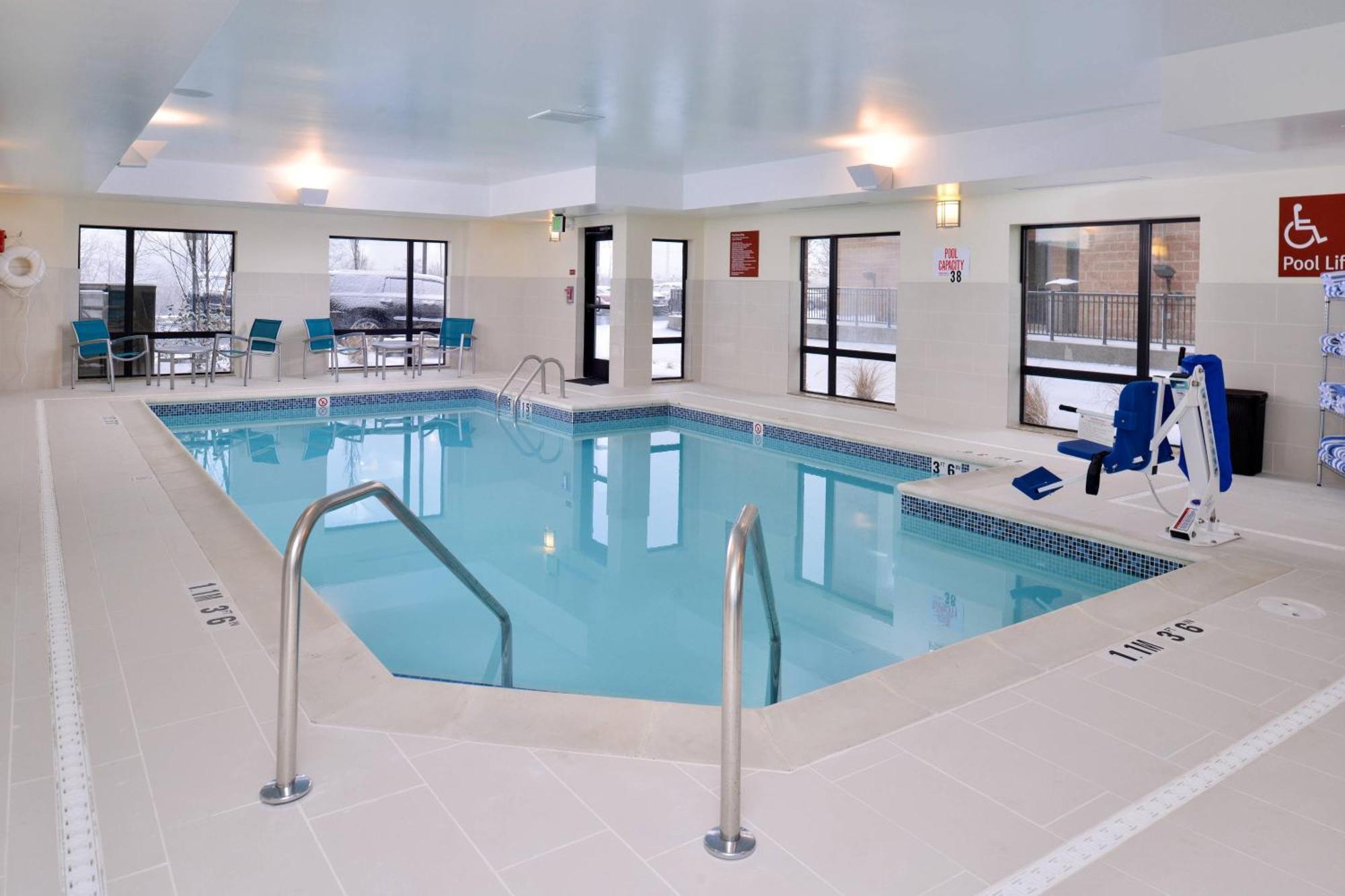 Towneplace Suites By Marriott Detroit Commerce Commerce Township Exterior photo