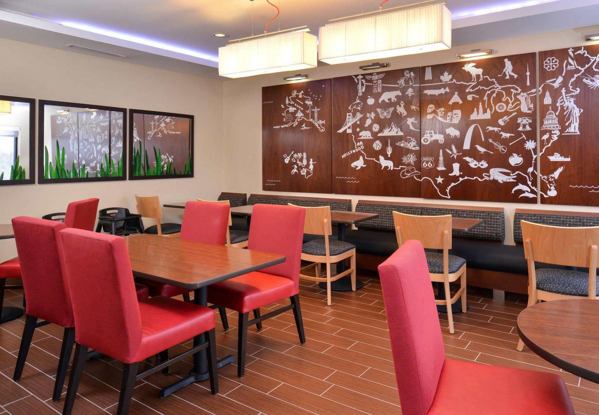 Towneplace Suites By Marriott Detroit Commerce Commerce Township Exterior photo